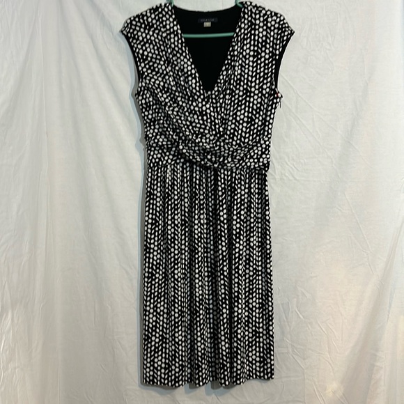 Tommy Hilfiger Dresses & Skirts - Tommy Hilfiger Sleeveless Black/White Polka Dot Dress